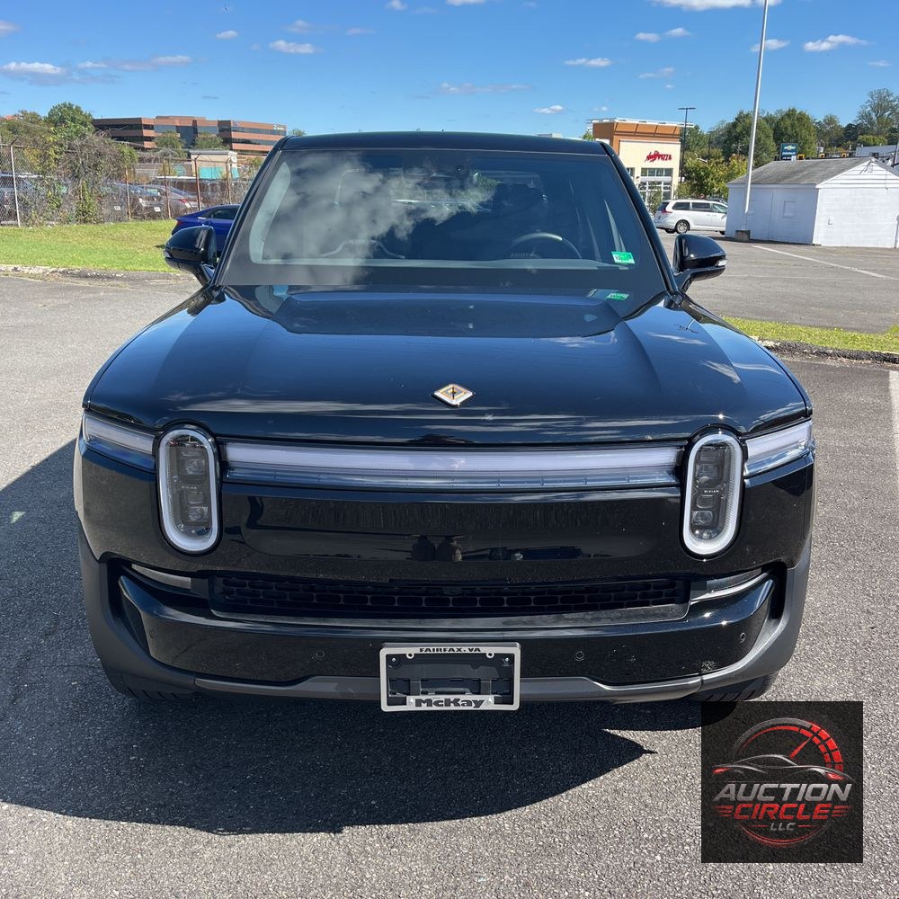 2025 Rivian R1T Adventure Dual-Motor