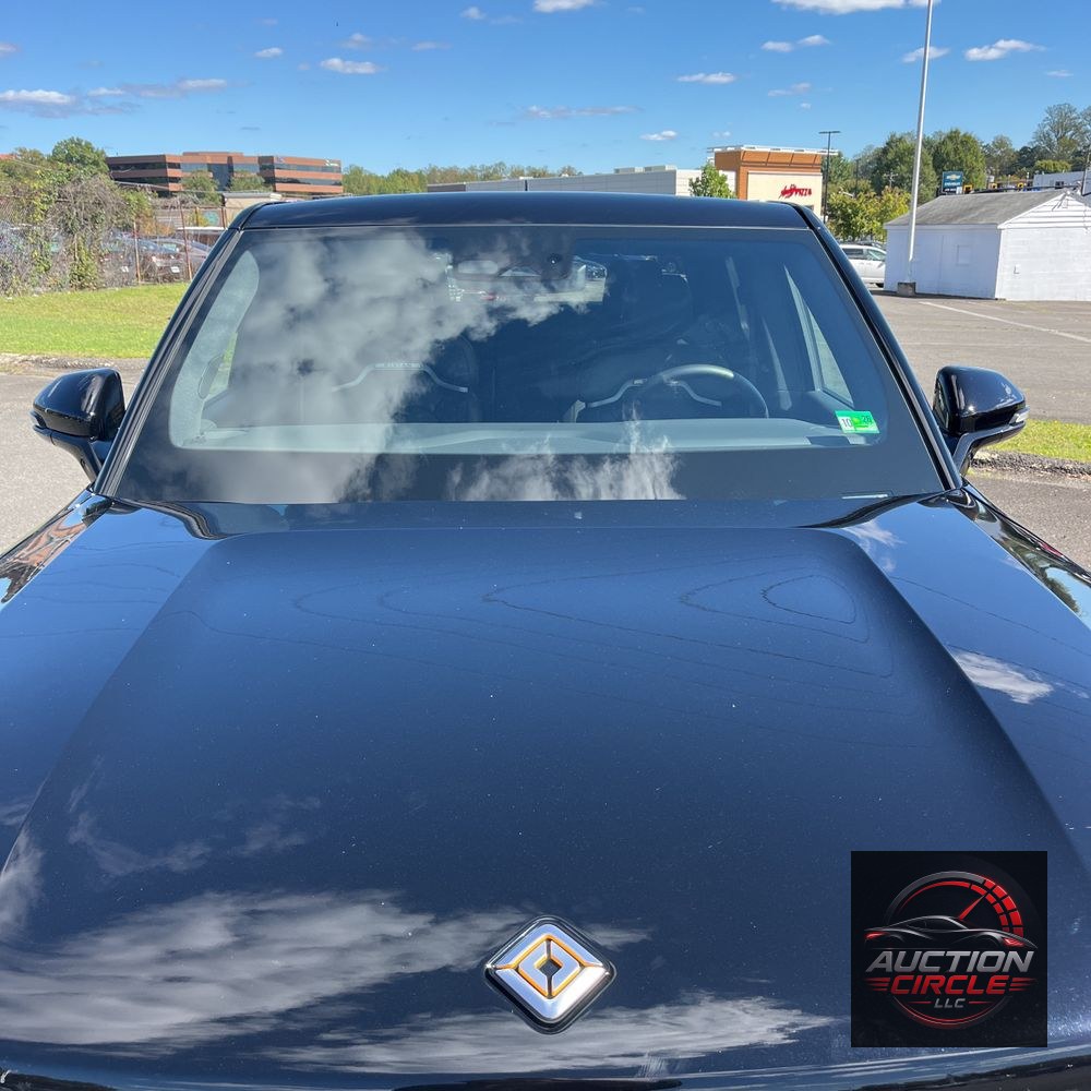 2025 Rivian R1T Adventure Dual-Motor