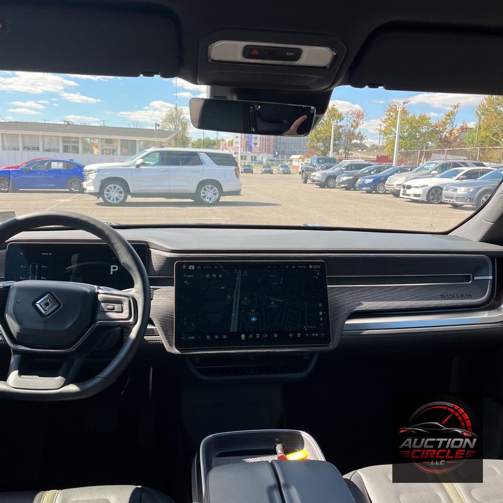 2025 Rivian R1T Adventure Dual-Motor