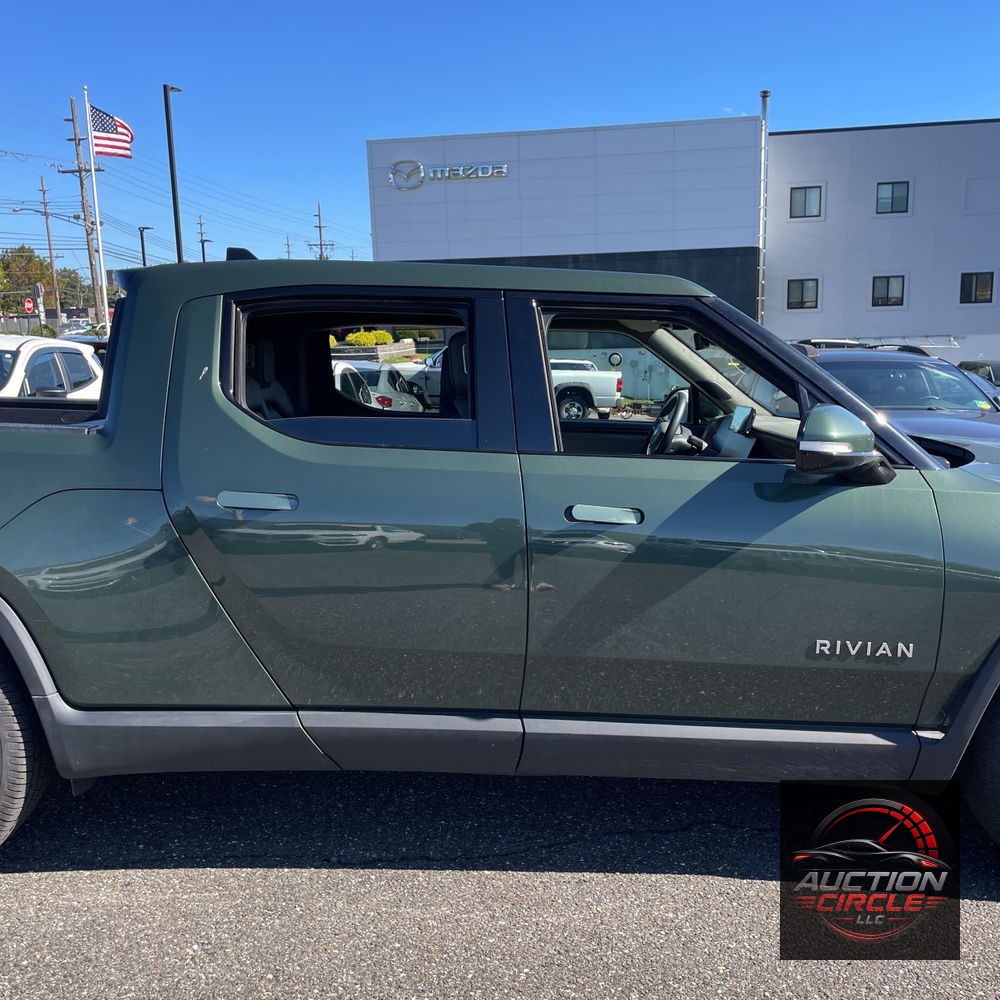 2024 Rivian R1T Adventure Dual-Motor