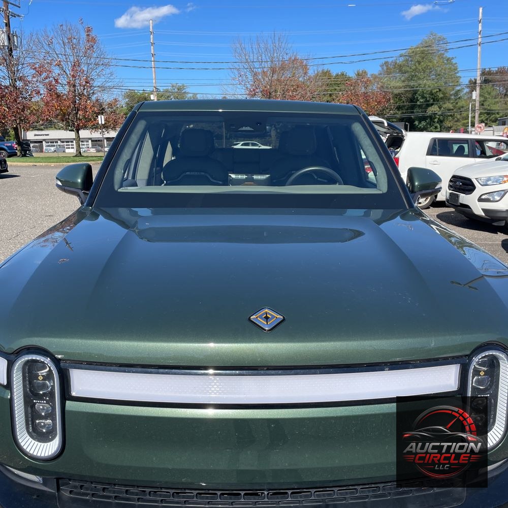 2024 Rivian R1T Adventure Dual-Motor