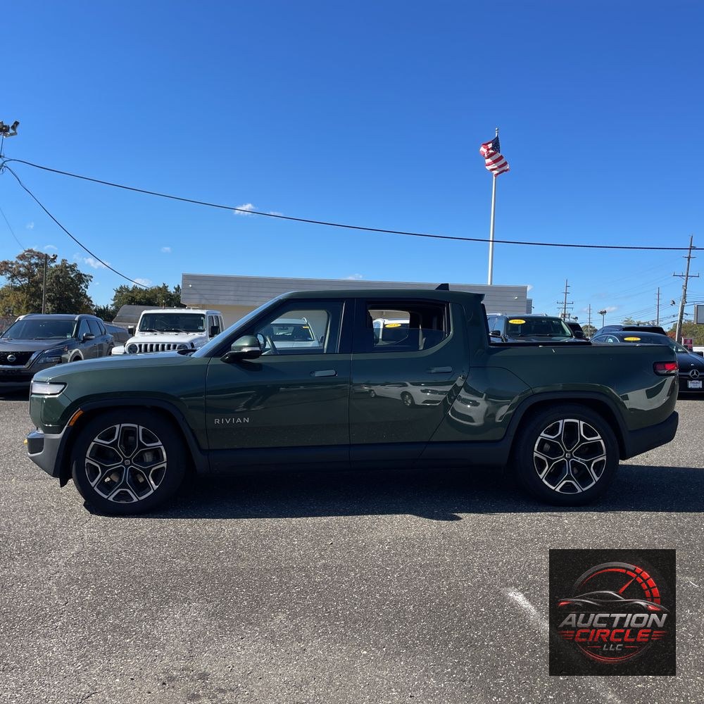 2024 Rivian R1T Adventure Dual-Motor