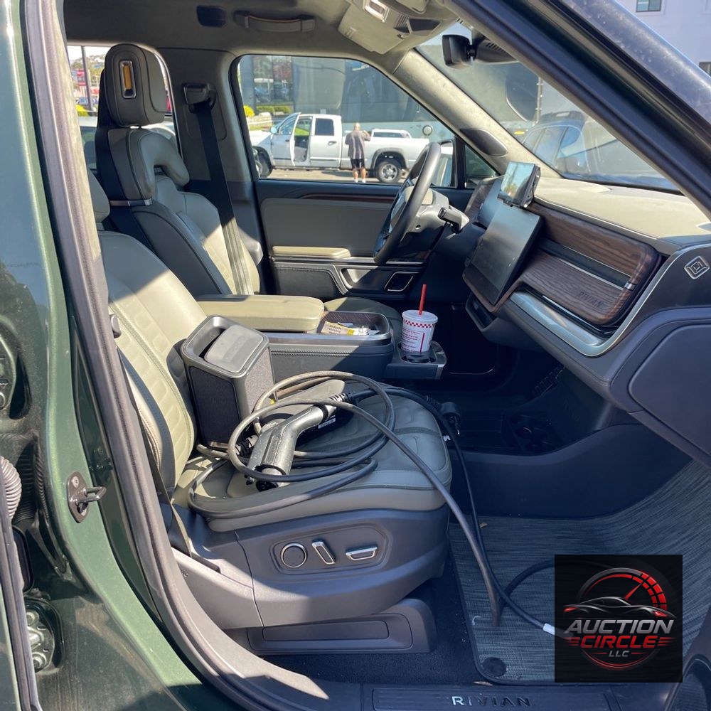 2024 Rivian R1T Adventure Dual-Motor