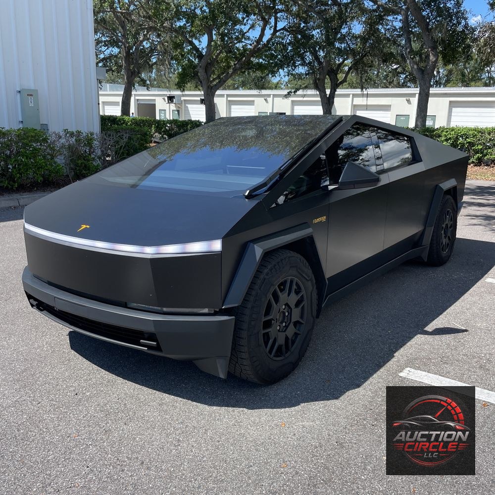 2024 Tesla Cybertruck Base
