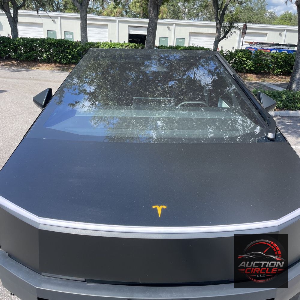 2024 Tesla Cybertruck Base