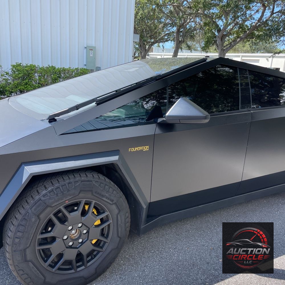2024 Tesla Cybertruck Base