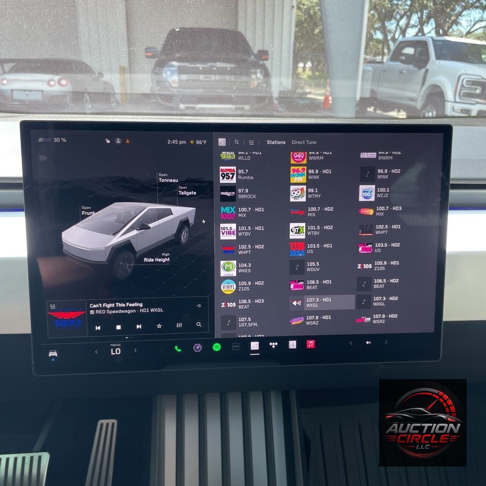 2024 Tesla Cybertruck Base