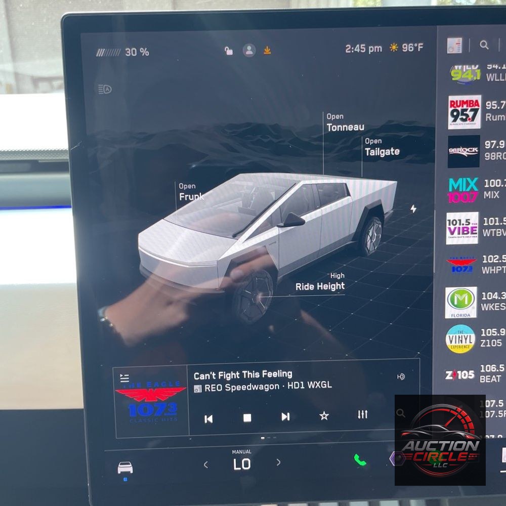 2024 Tesla Cybertruck Base