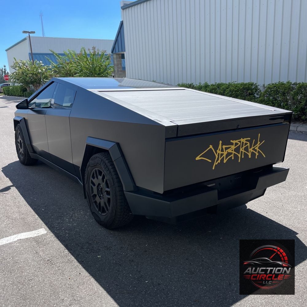 2024 Tesla Cybertruck Base