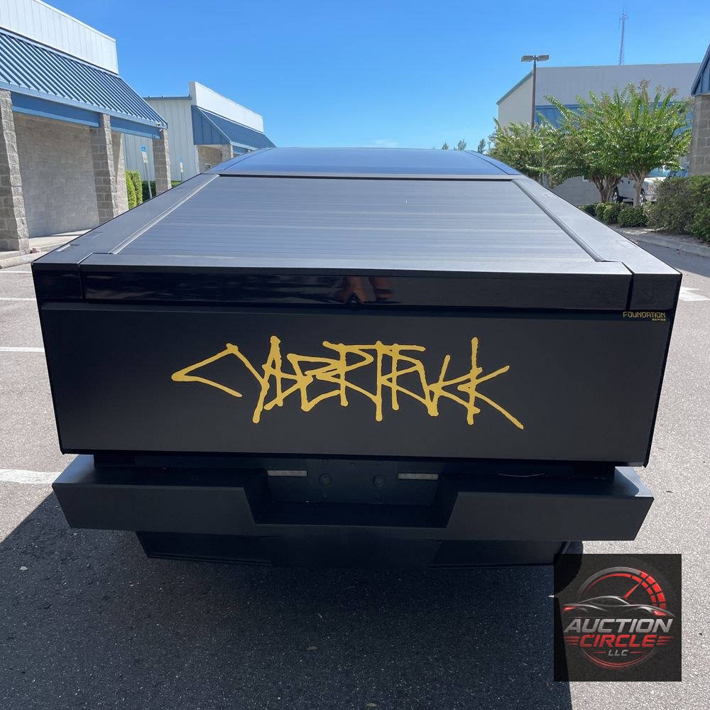 2024 Tesla Cybertruck Base