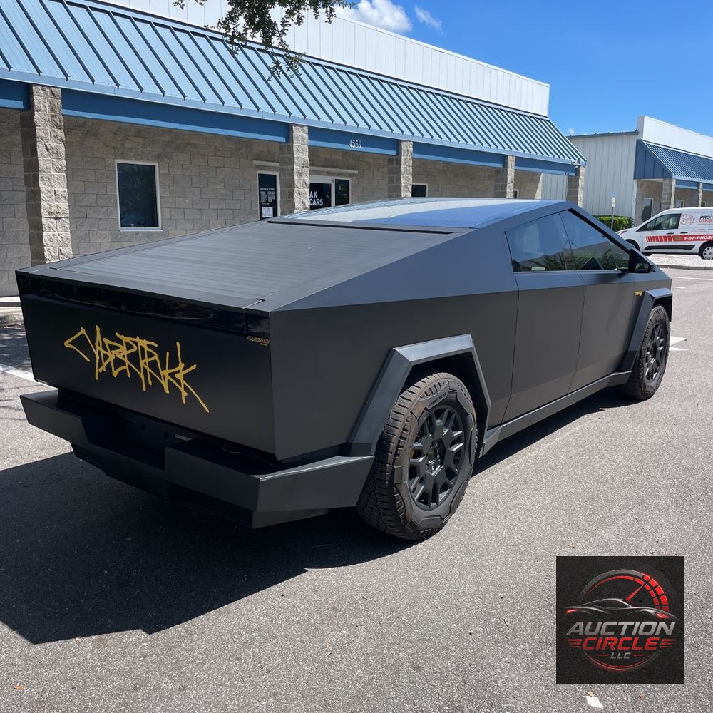 2024 Tesla Cybertruck Base