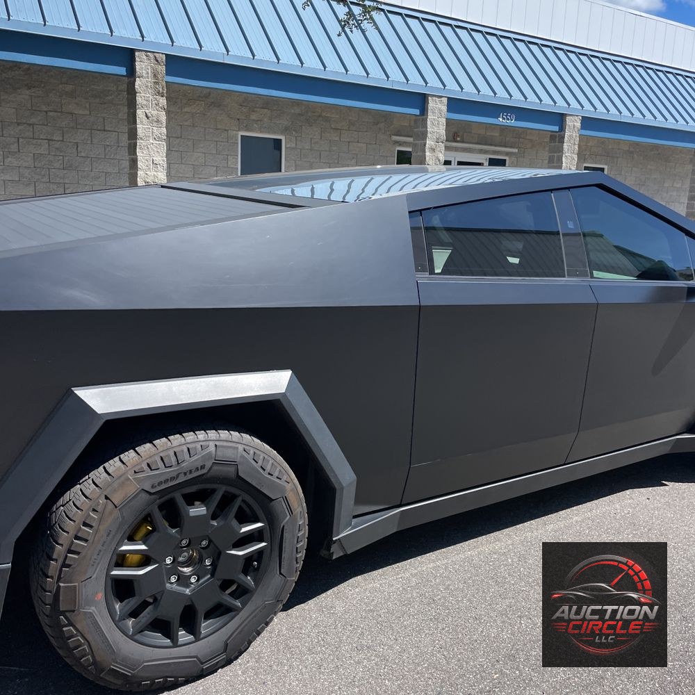 2024 Tesla Cybertruck Base