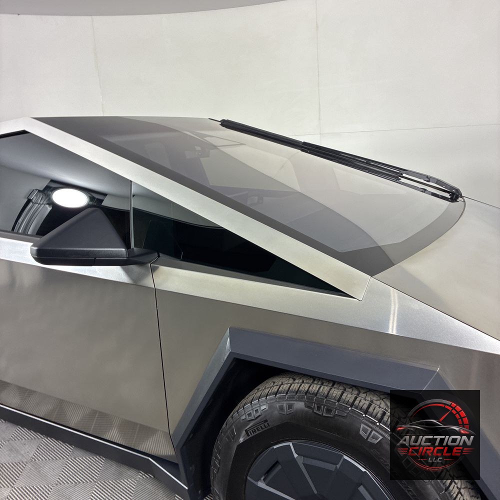2025 Tesla Cybertruck Base