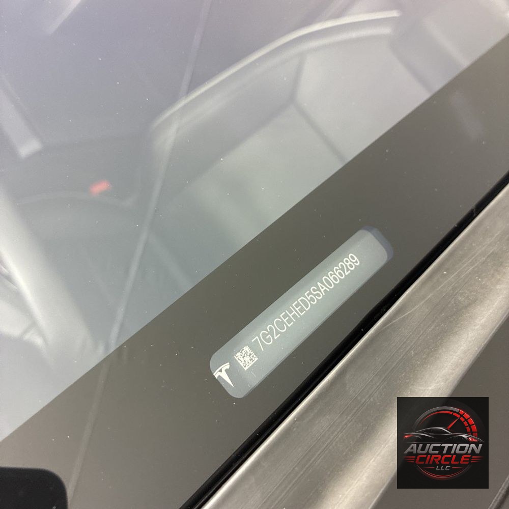 2025 Tesla Cybertruck Base