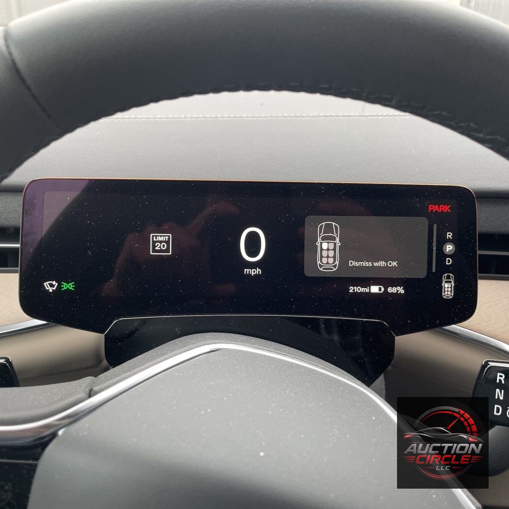 2025 Volvo EX90 Plus