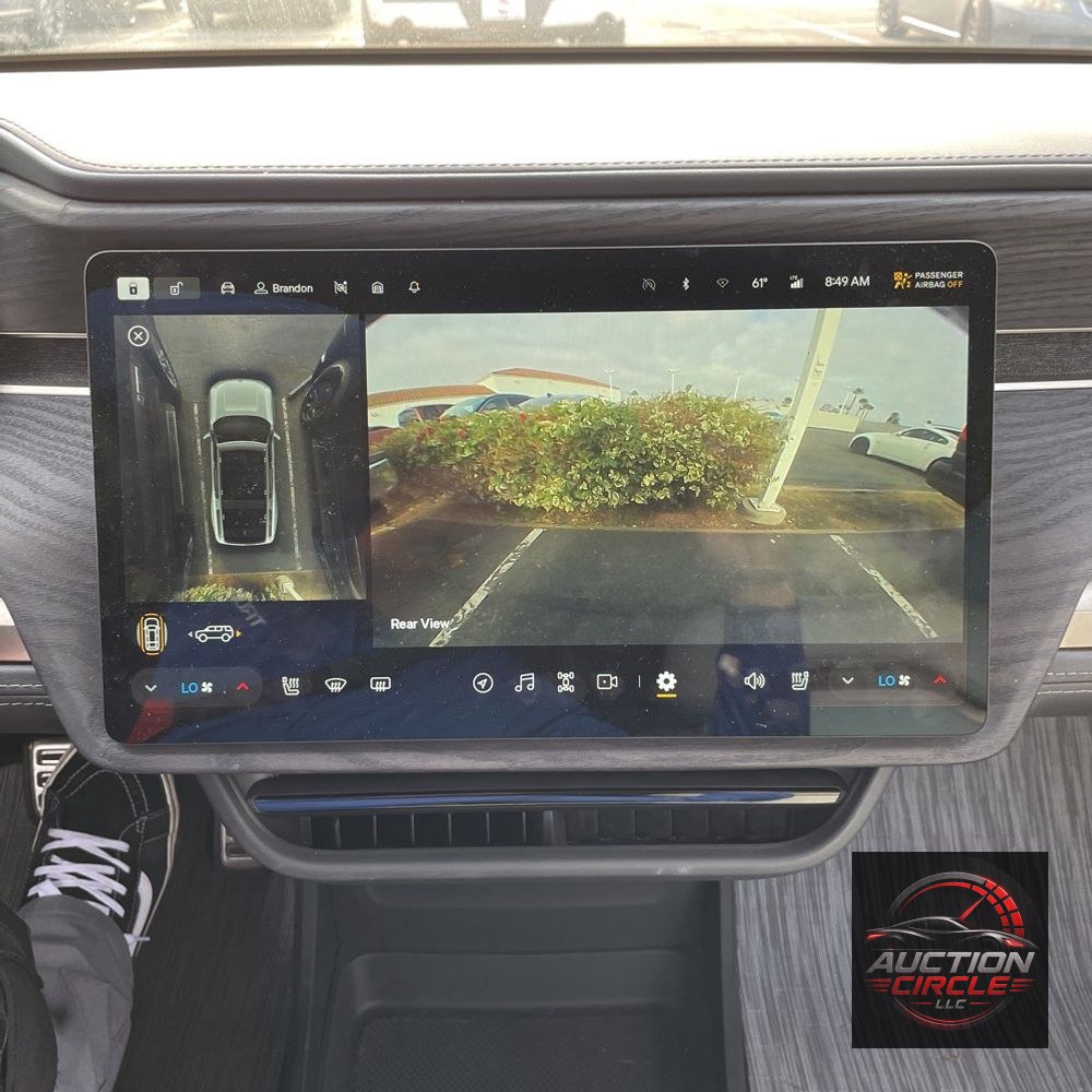 2023 Rivian R1S Adventure Quad-Motor