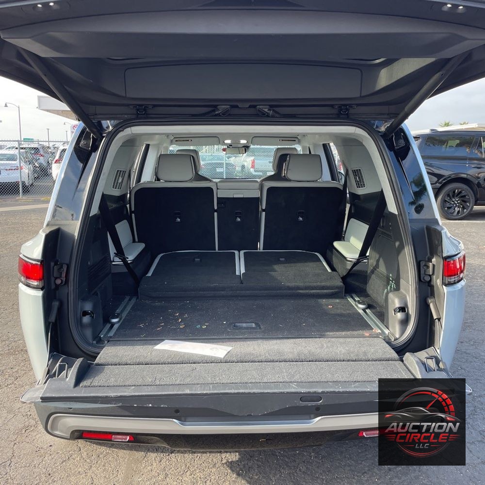 2023 Rivian R1S Adventure Quad-Motor