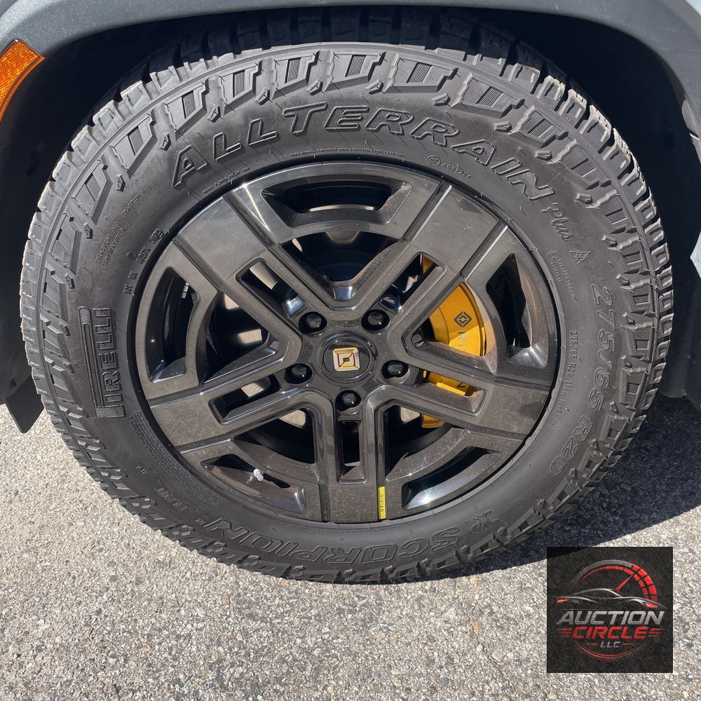 2023 Rivian R1S Adventure Quad-Motor