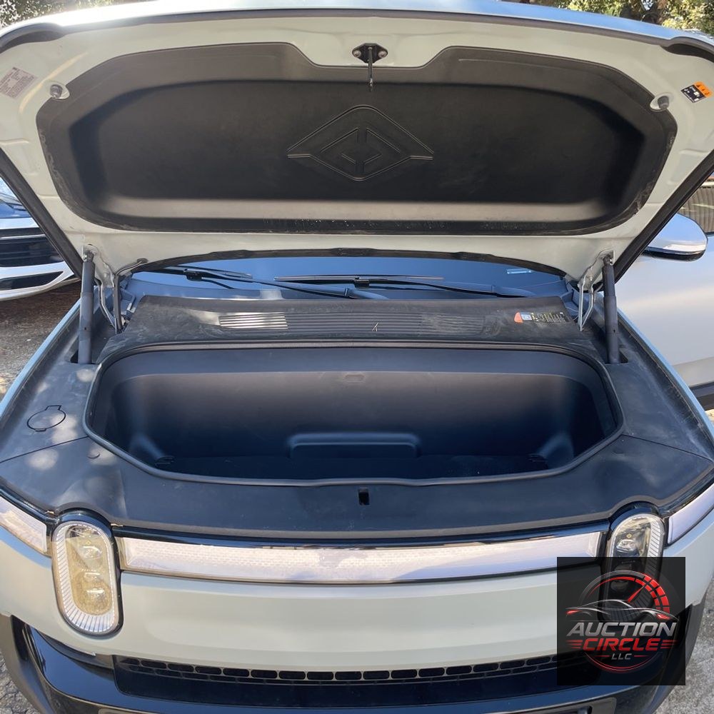 2023 Rivian R1S Adventure Quad-Motor