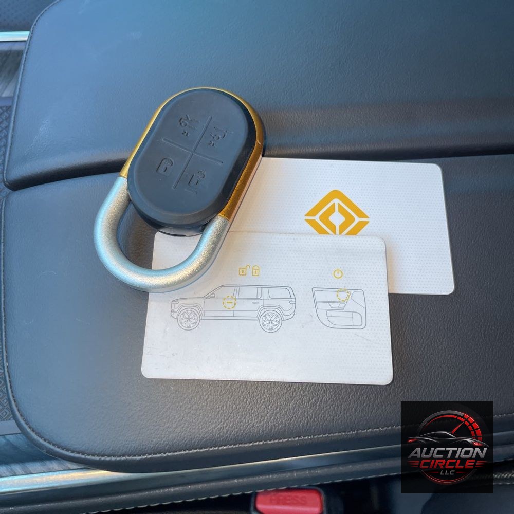 2023 Rivian R1S Adventure Quad-Motor