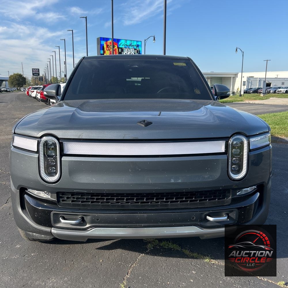 2024 Rivian R1S Adventure Dual-Motor