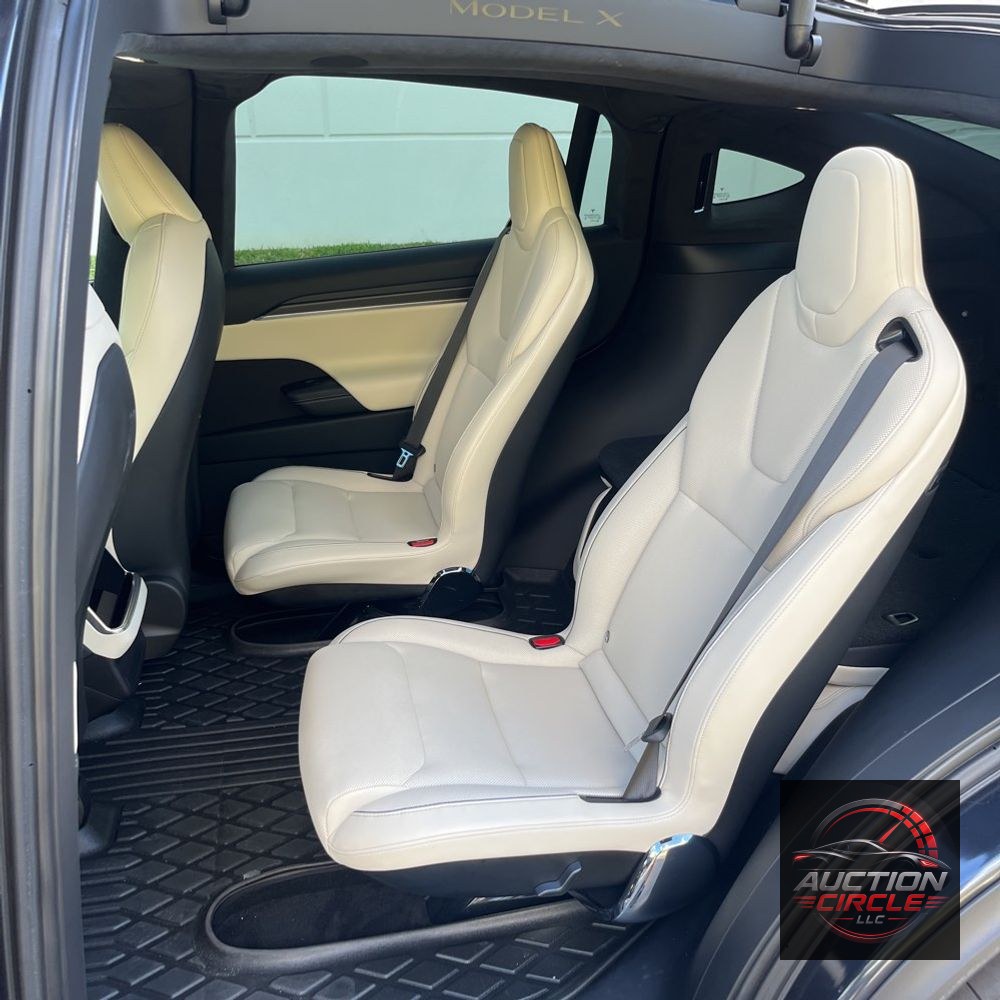 2024 Tesla Model X Plaid