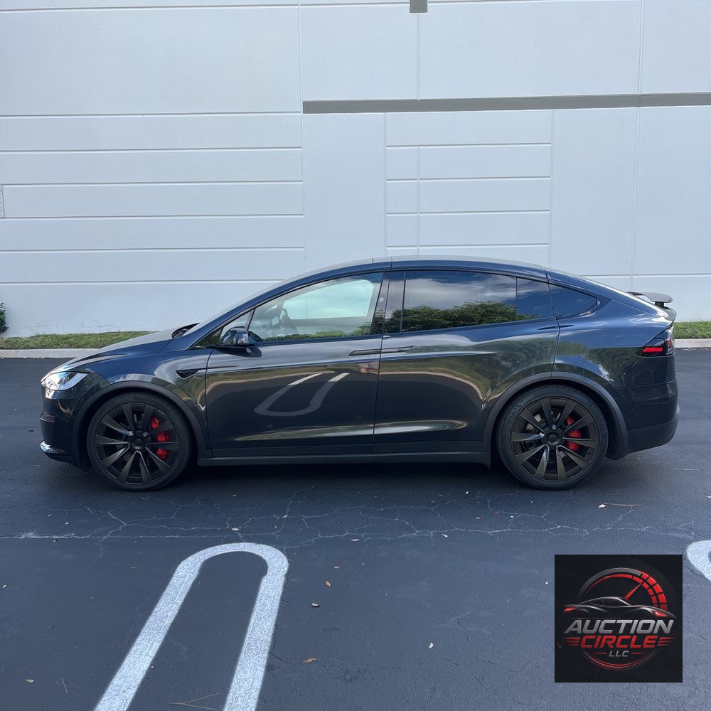 2024 Tesla Model X Plaid