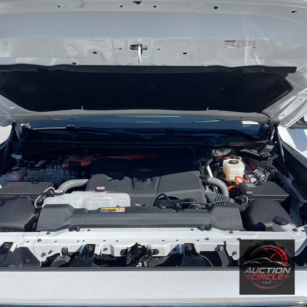 2024 Toyota Sequoia Platinum
