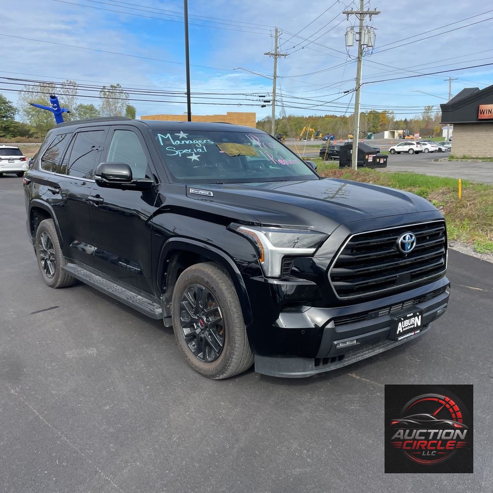 2024 Toyota Sequoia SR5