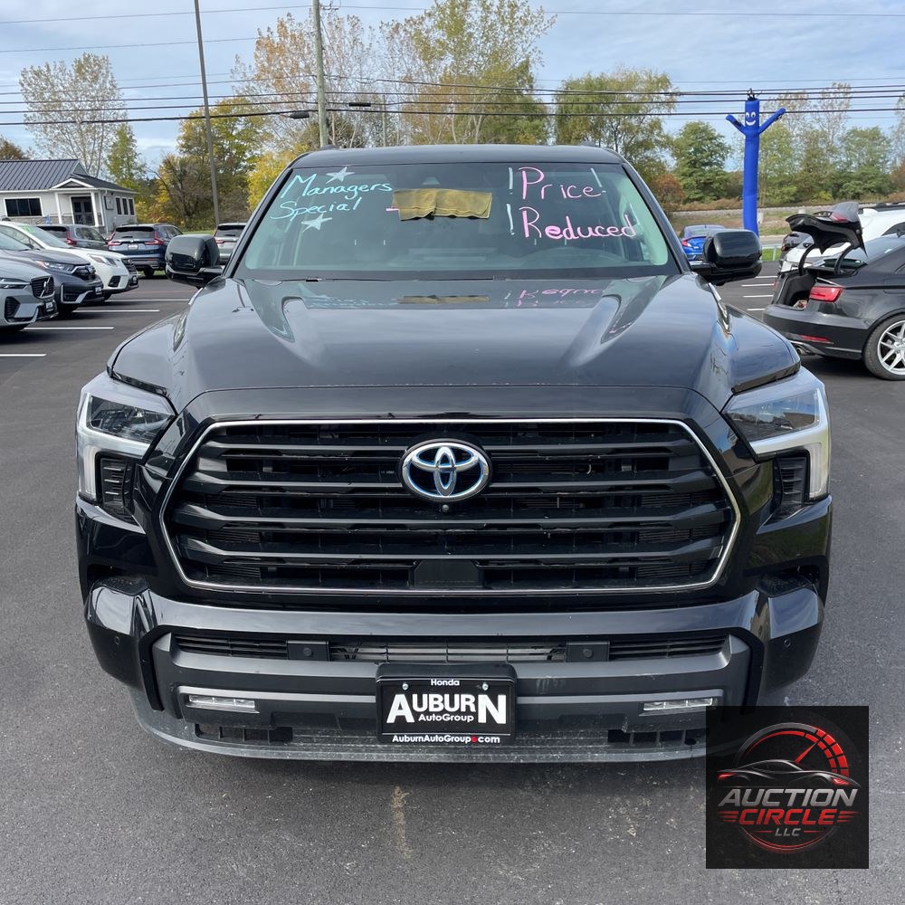 2024 Toyota Sequoia SR5