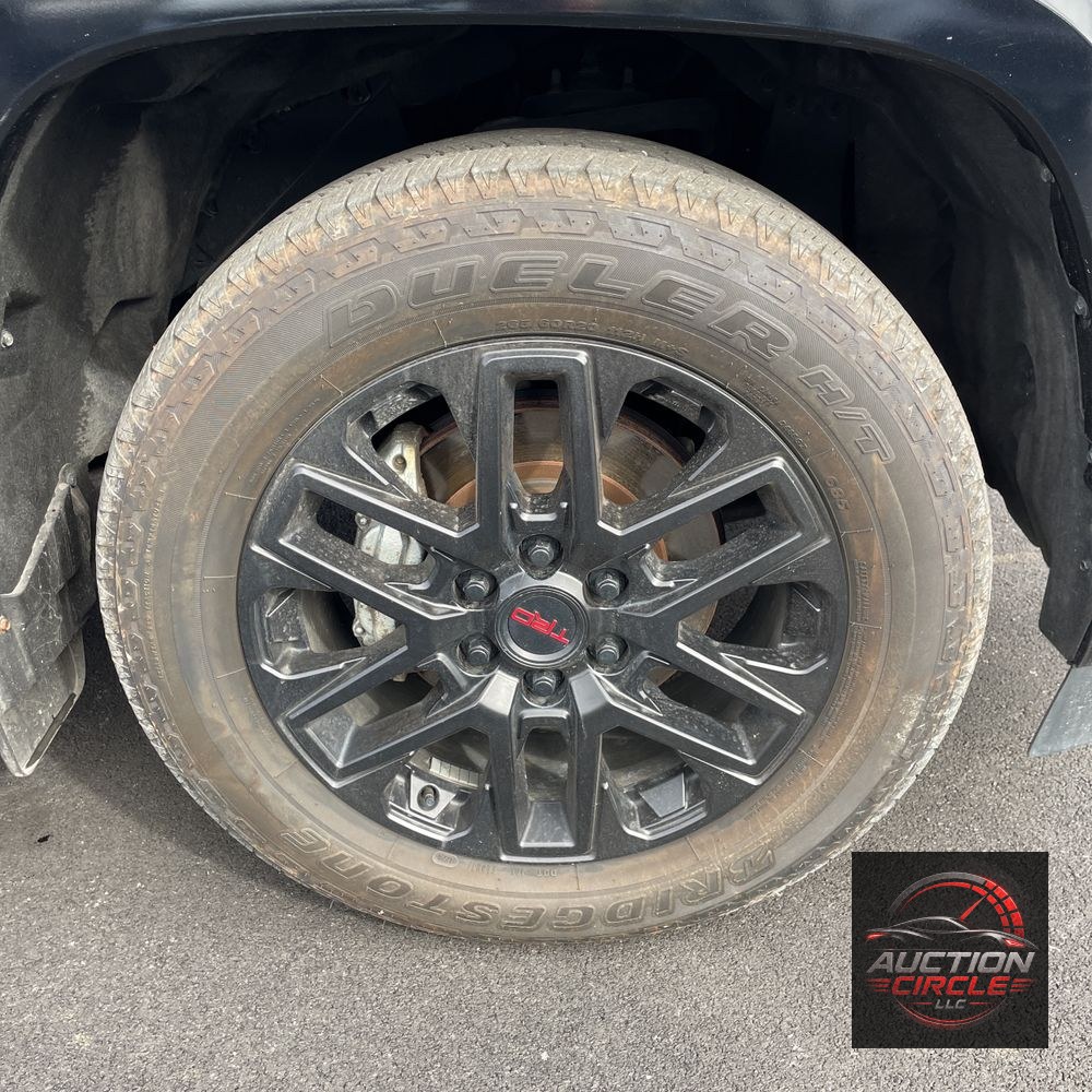 2024 Toyota Sequoia SR5