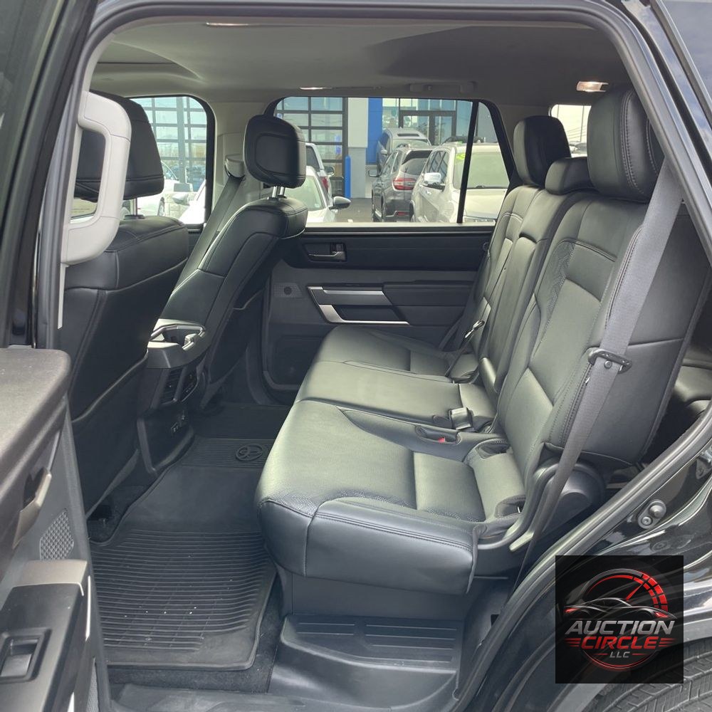 2024 Toyota Sequoia SR5