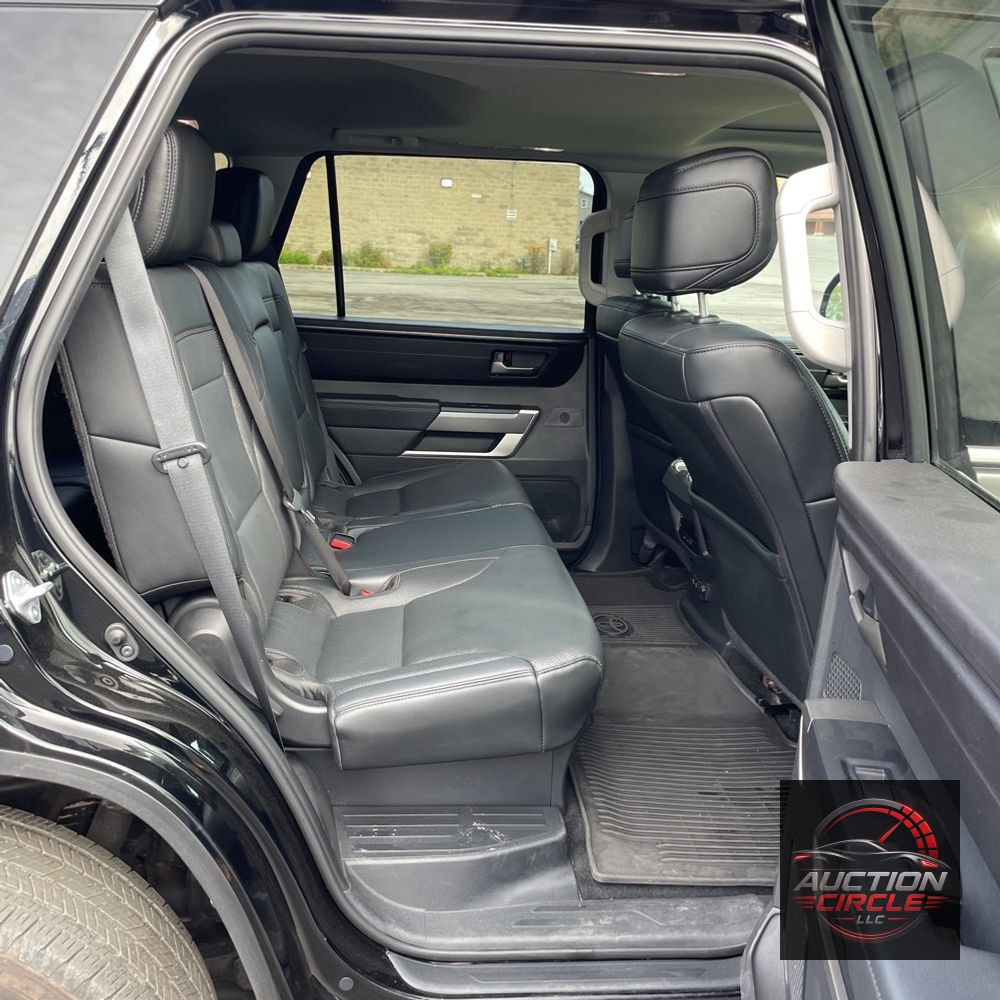 2024 Toyota Sequoia SR5