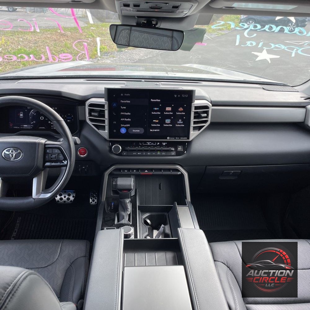 2024 Toyota Sequoia SR5