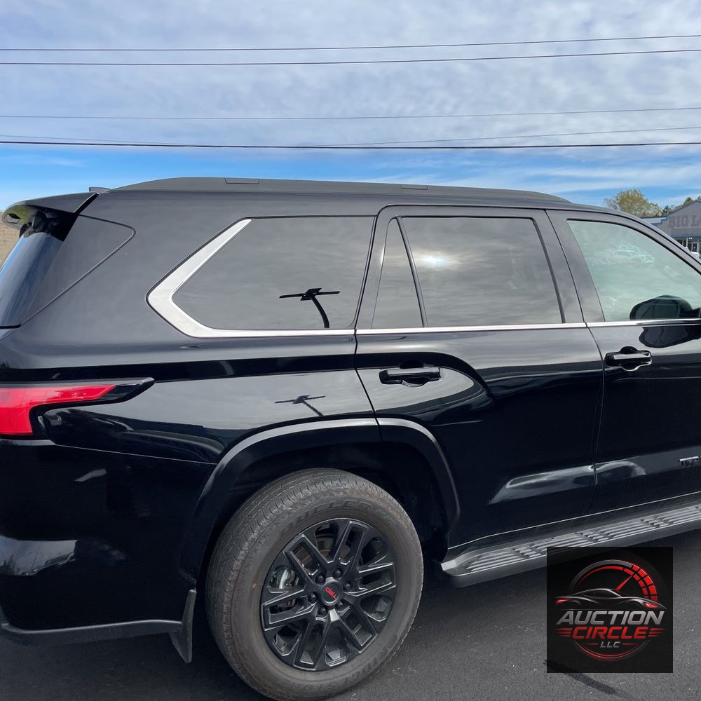 2024 Toyota Sequoia SR5