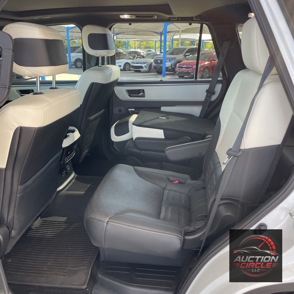 2024 Toyota Sequoia Capstone