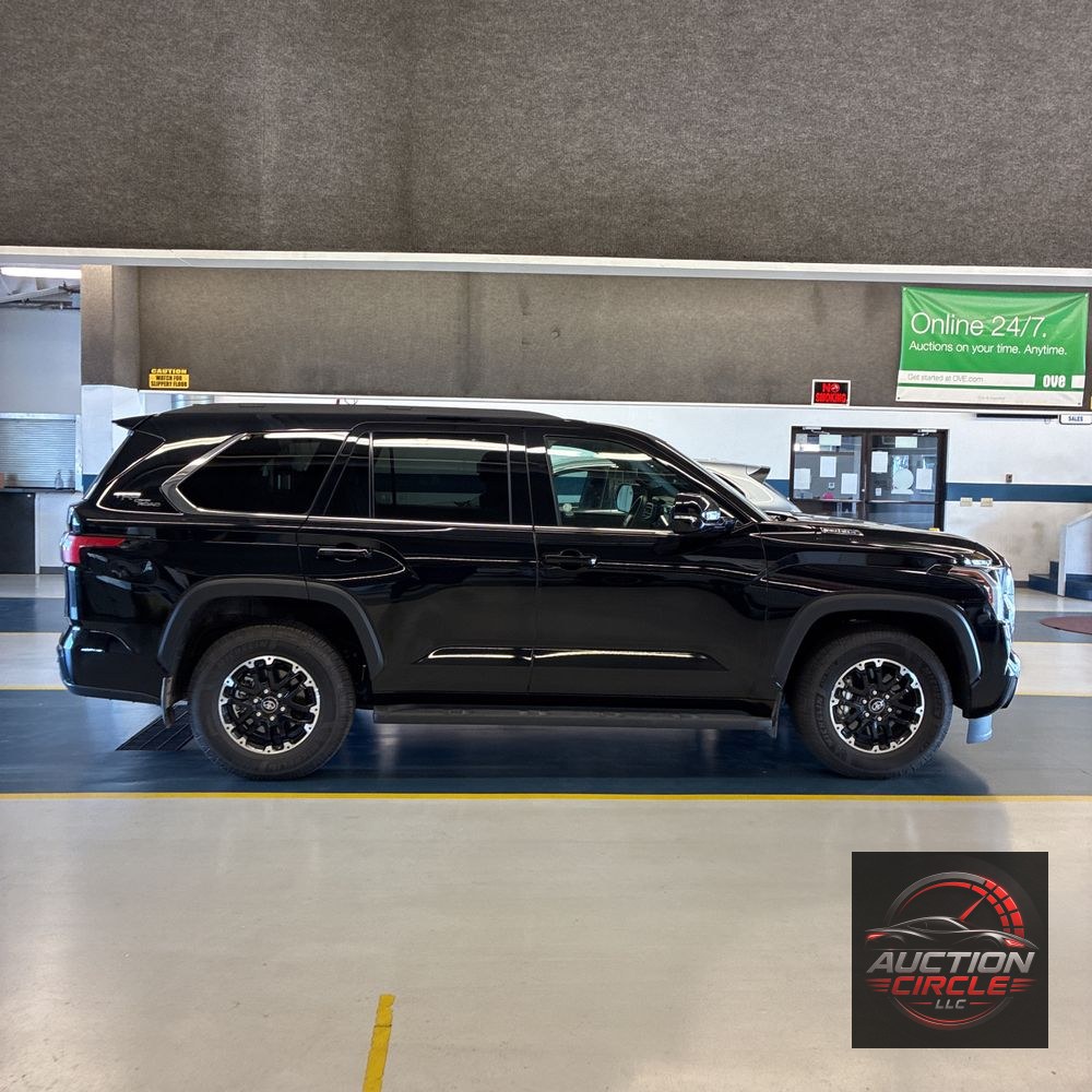 2025 Toyota Sequoia SR5