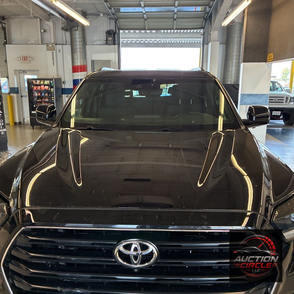 2025 Toyota Sequoia SR5