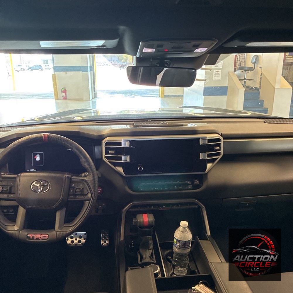 2025 Toyota Sequoia SR5