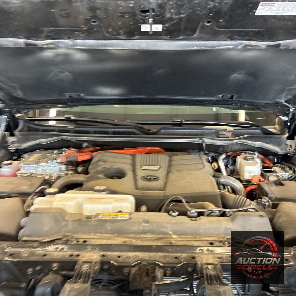 2025 Toyota Sequoia SR5