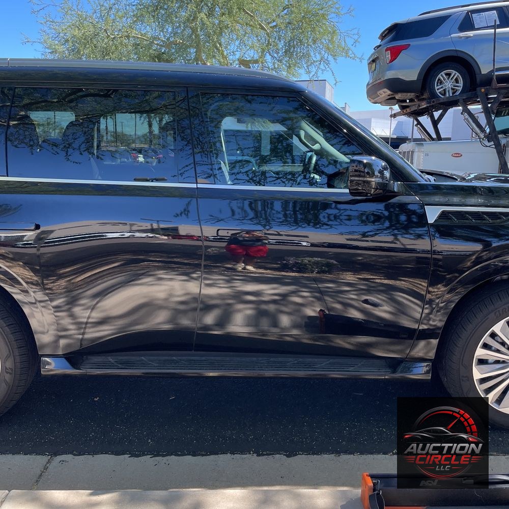 2025 INFINITI QX80 Luxe