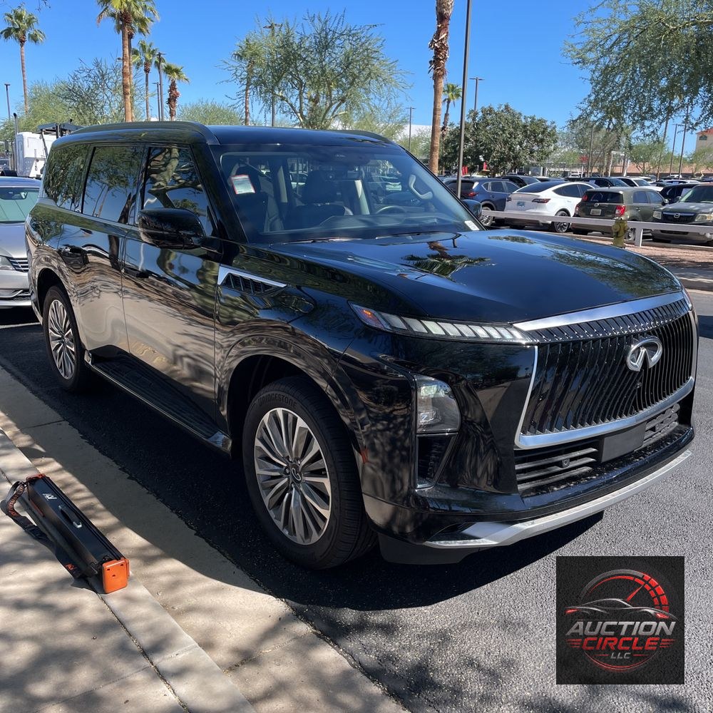 2025 INFINITI QX80 Luxe