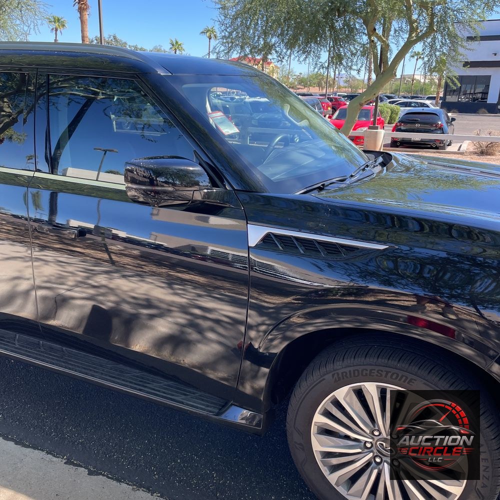 2025 INFINITI QX80 Luxe