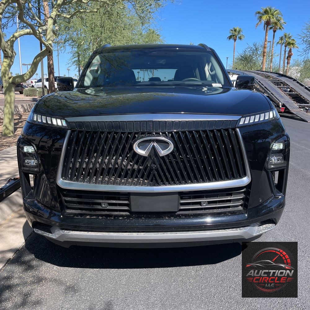 2025 INFINITI QX80 Luxe