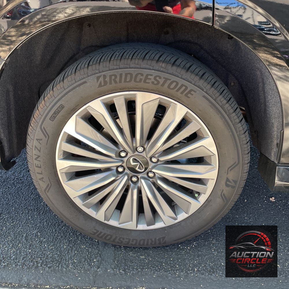 2025 INFINITI QX80 Luxe