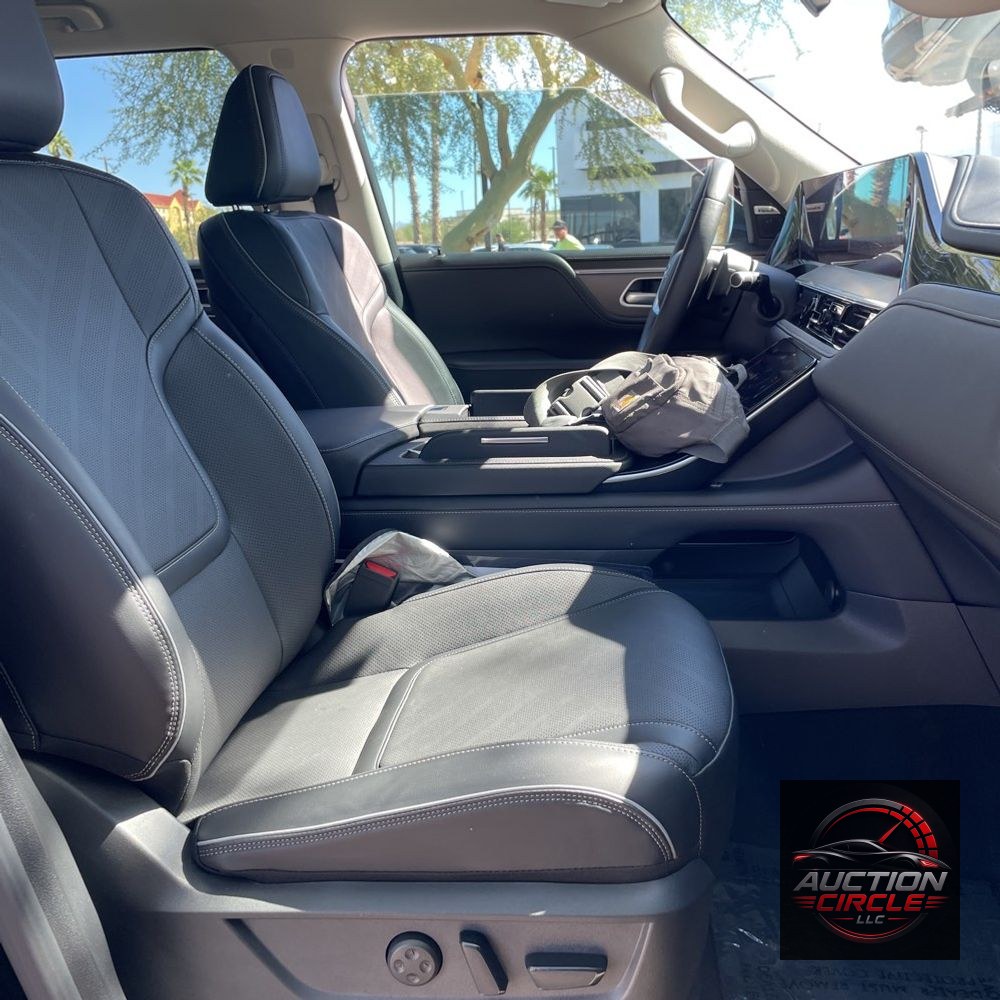 2025 INFINITI QX80 Luxe
