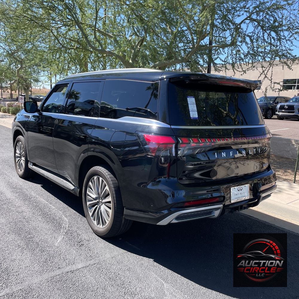 2025 INFINITI QX80 Luxe