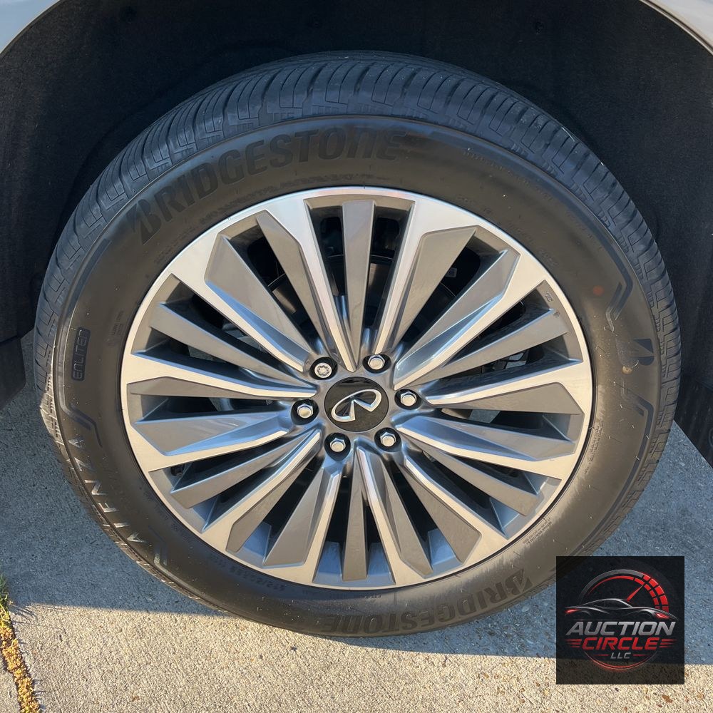 2025 INFINITI QX80 Sensory