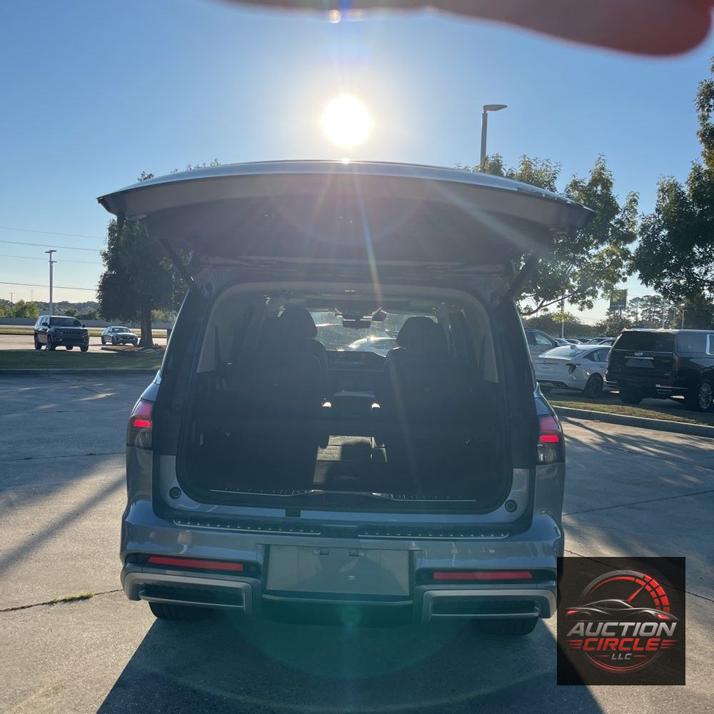 2025 INFINITI QX80 Sensory