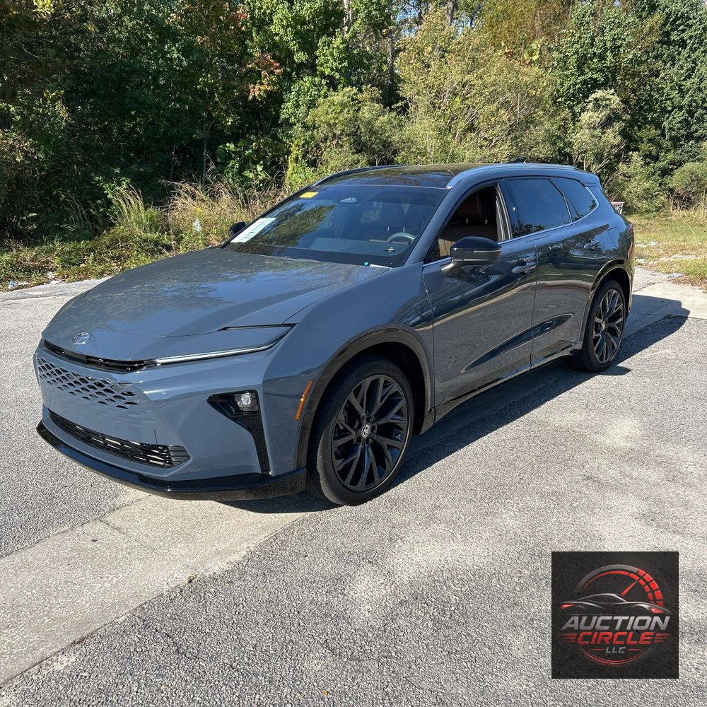 2025 Toyota Crown Signia Limited